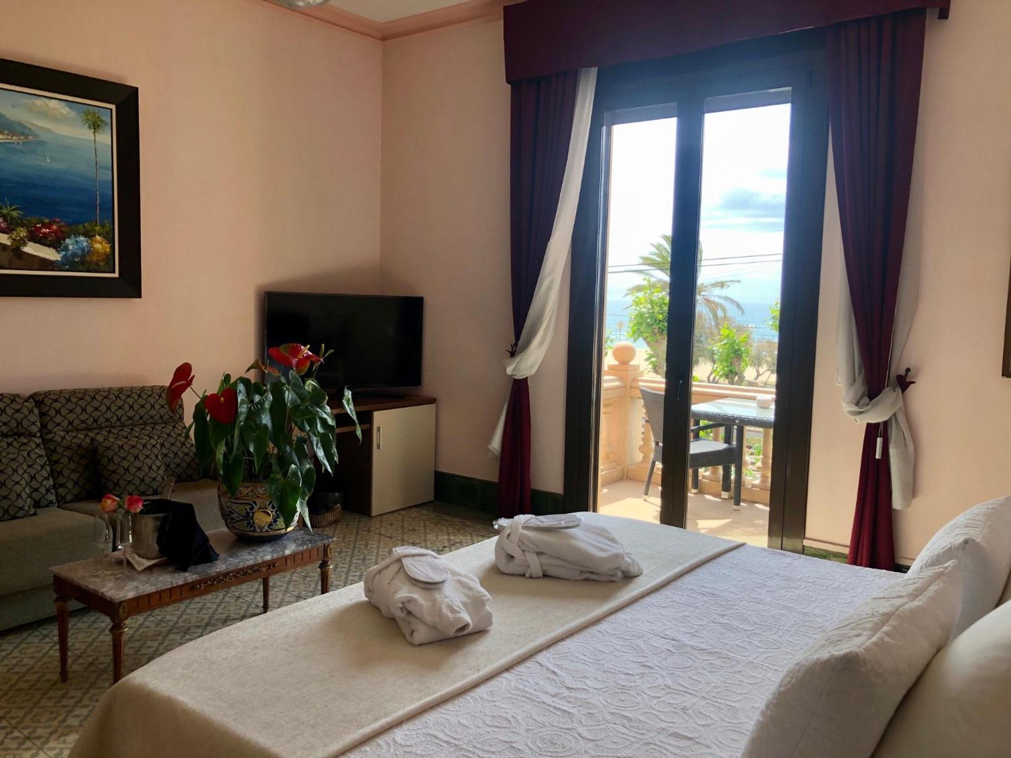 Hotel Llar De Capitans Masnou Szoba fotó