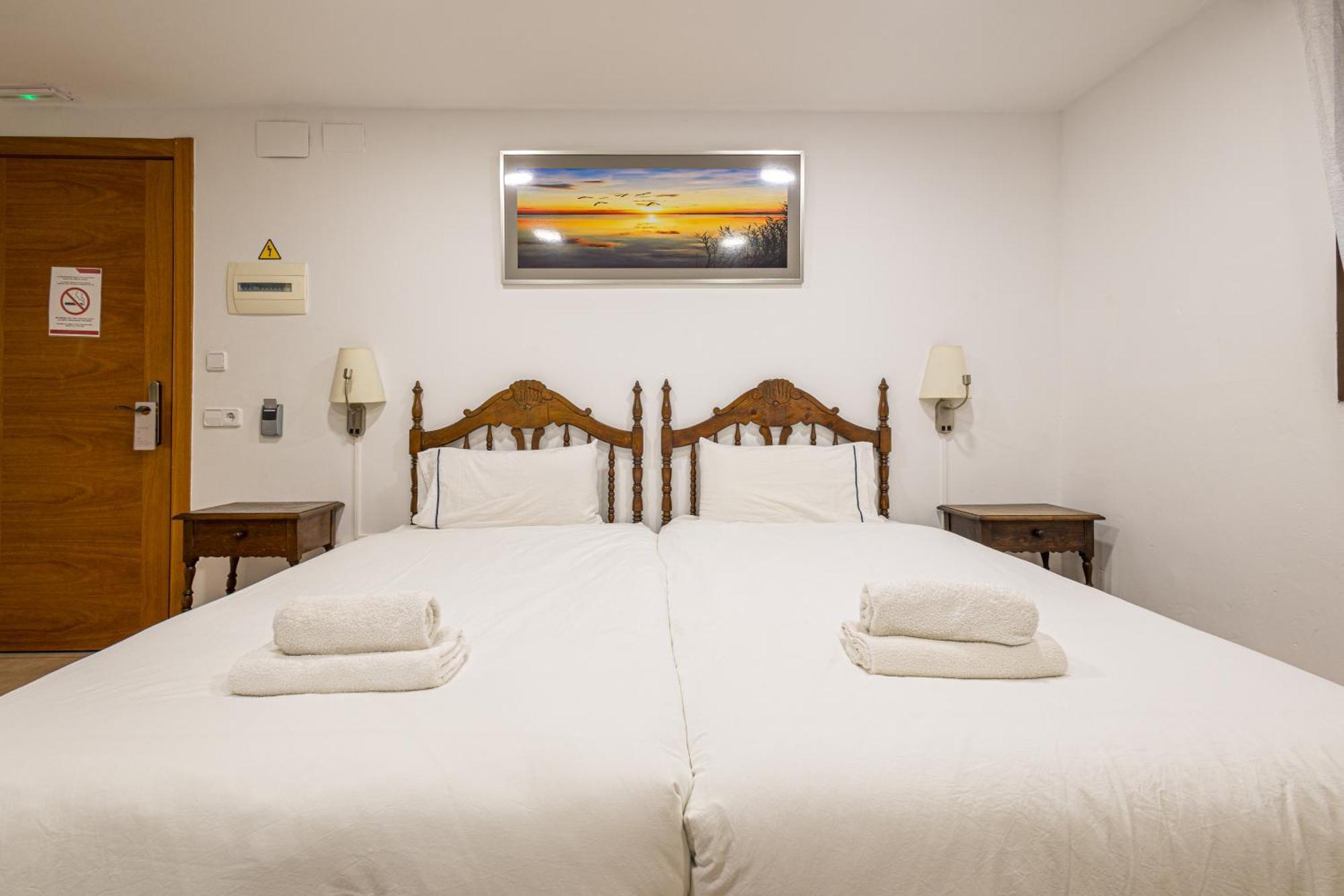 Hotel Llar De Capitans Masnou Kültér fotó