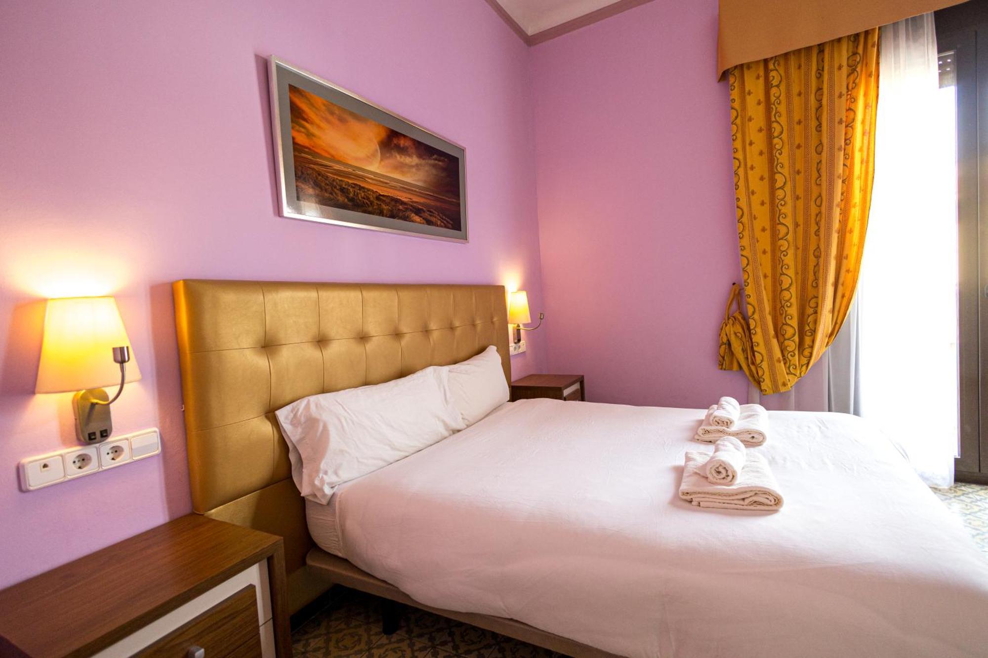Hotel Llar De Capitans Masnou Kültér fotó